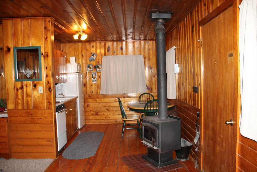 Hidden Rest Cabins Vila Pinetop-Lakeside Quarto foto